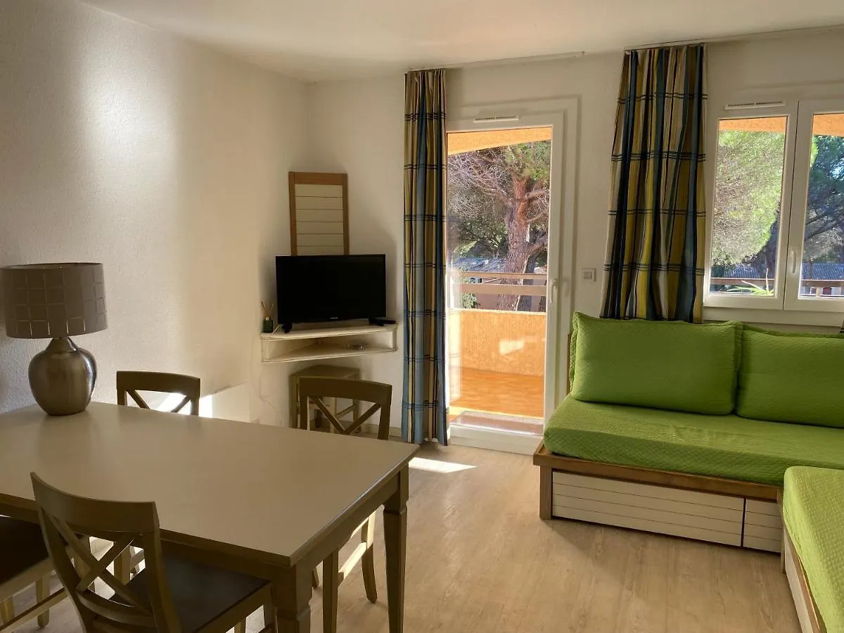 Domaine Valescure Appartement 1 Ou 2 Pieces Vue Jardin Ou Piscine Saint-Raphaël 0*,
